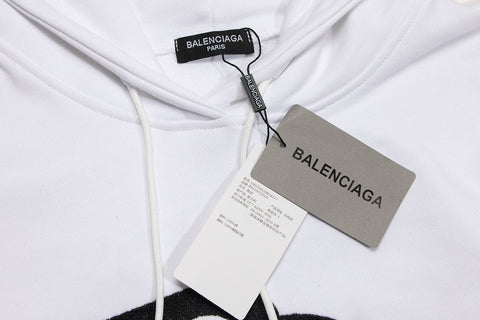 New embroidered classic hoodie