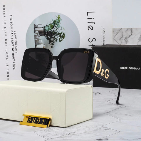 4 colors fashin woman's Thick Frame Fashion Sunglasses